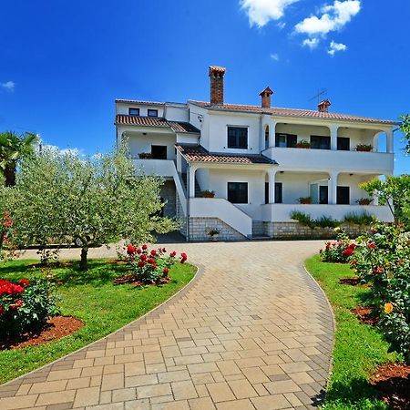 Apartments Mira Veleniki Dış mekan fotoğraf