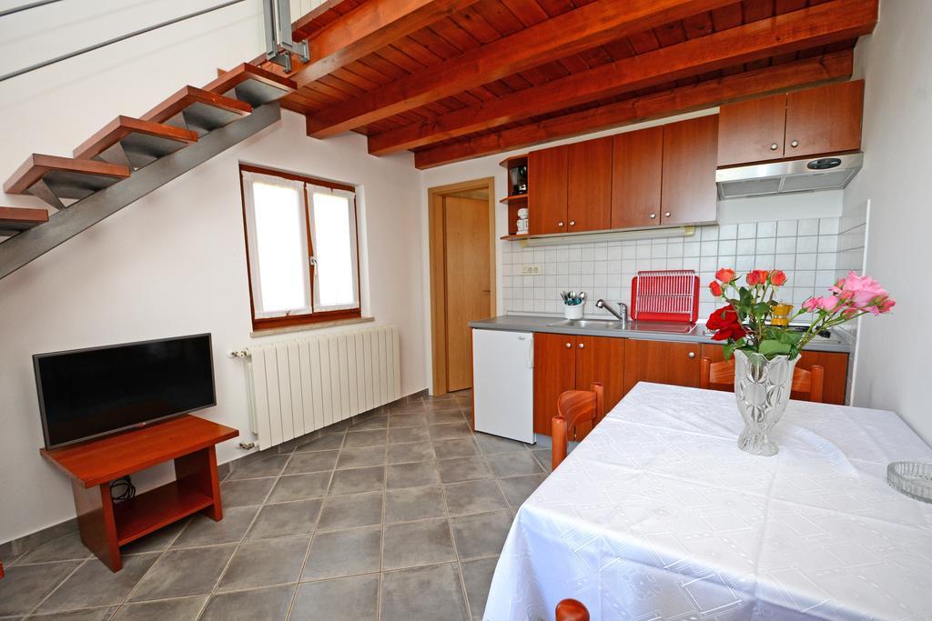 Apartments Mira Veleniki Dış mekan fotoğraf