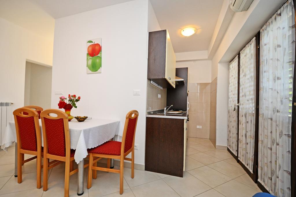 Apartments Mira Veleniki Dış mekan fotoğraf
