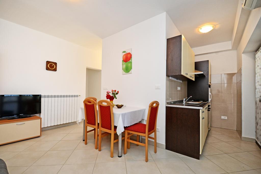 Apartments Mira Veleniki Dış mekan fotoğraf