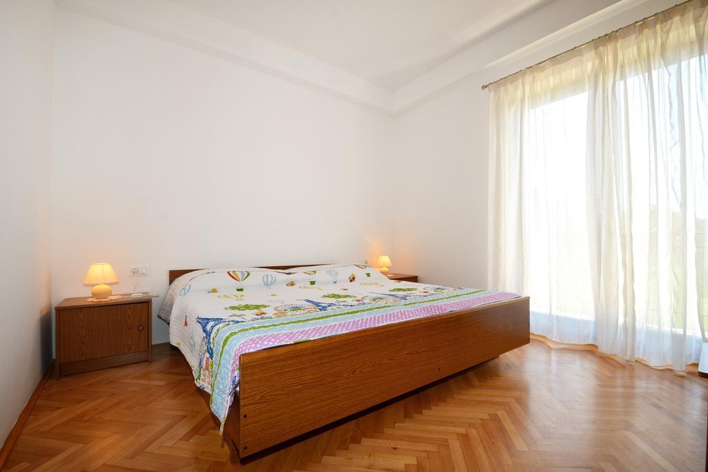 Apartments Mira Veleniki Dış mekan fotoğraf